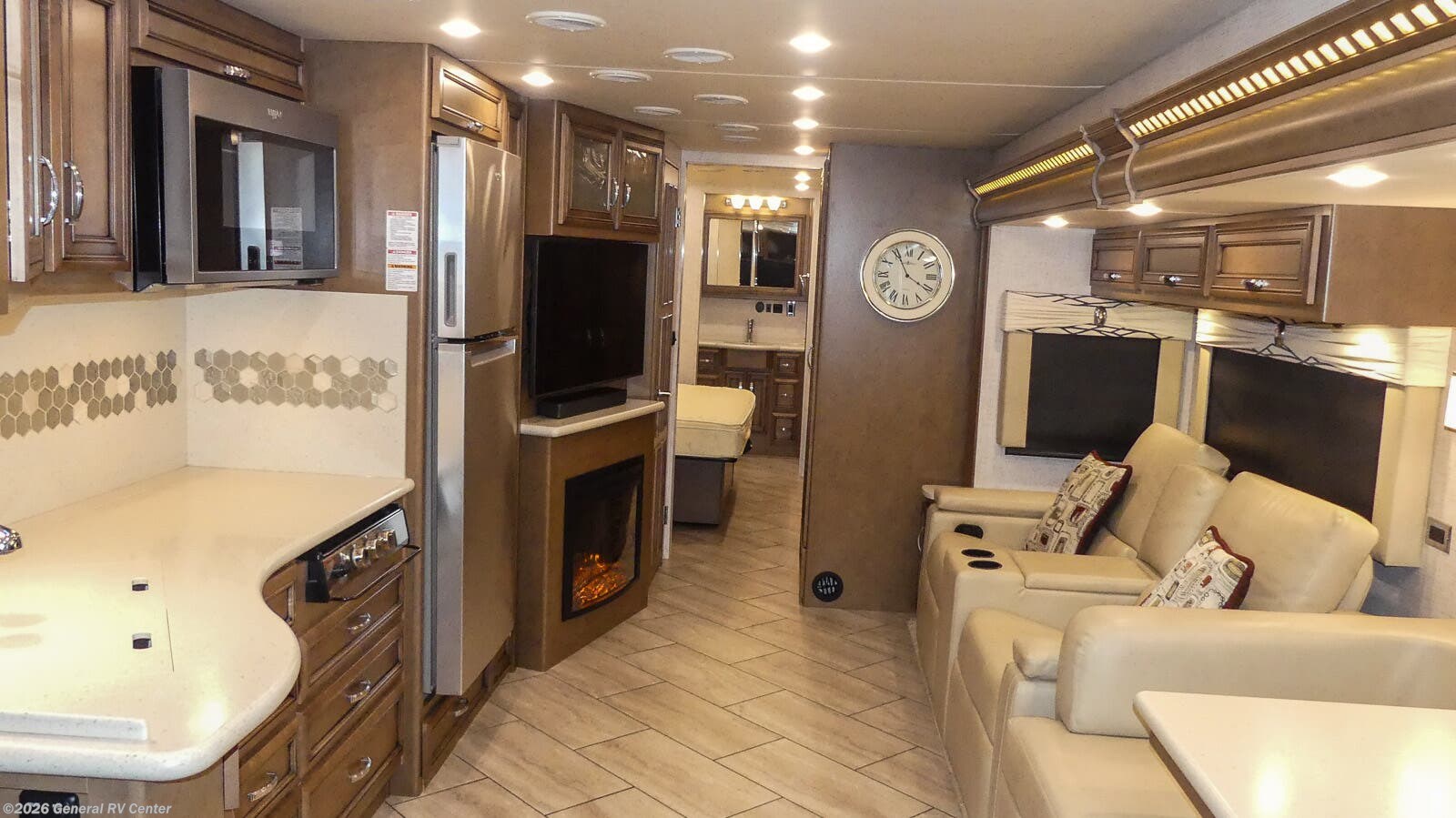 2022 Newmar Bay Star 3609 - Used Class A For Sale by General RV Center in Winter Garden, Florida