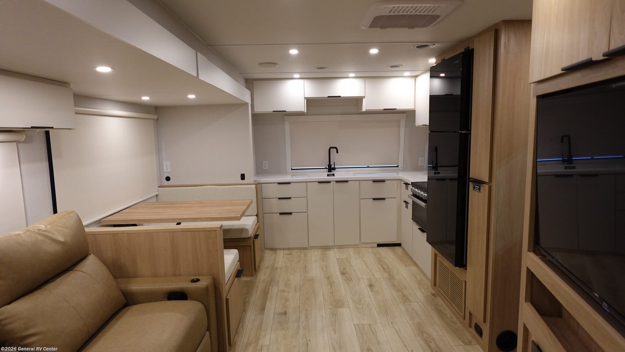 New 2026 Winnebago Thrive 26FKD available in Winter Garden, Florida