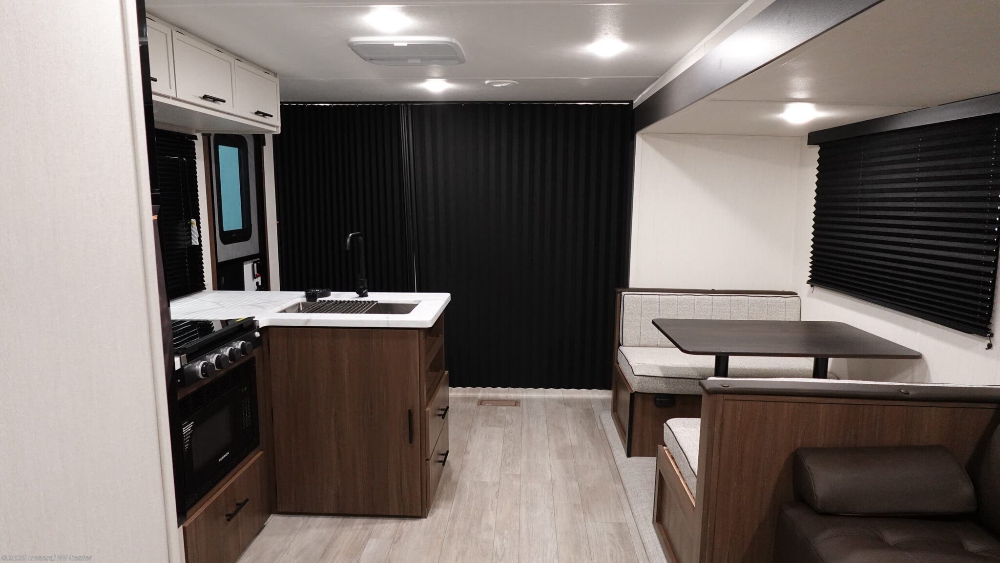 2026 Prime Time Avenger 30PO - New Travel Trailer For Sale by General RV Center in Winter Garden, Florida
