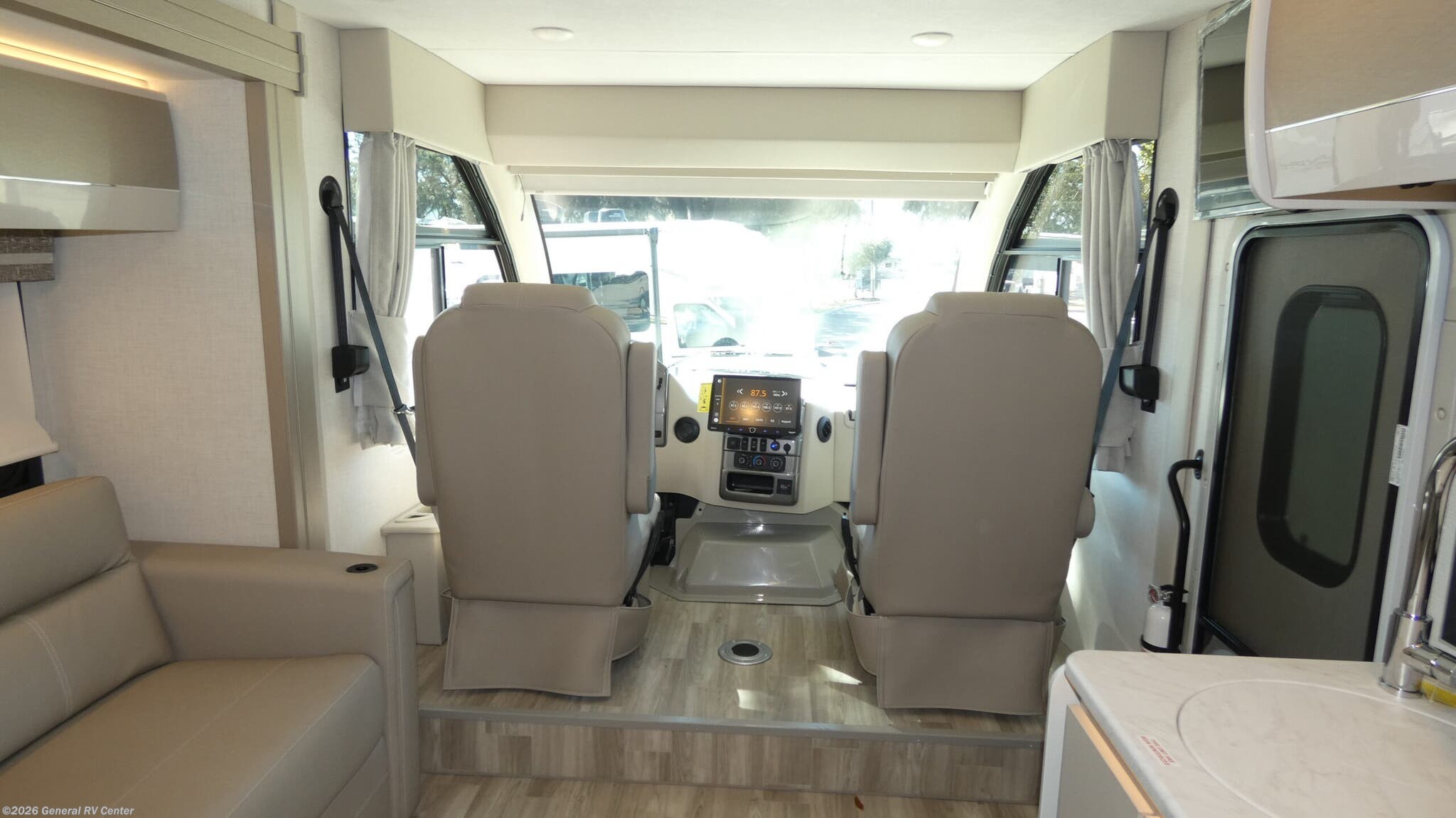 New 2026 Thor Motor Coach Vegas 24.1 available in Winter Garden, Florida