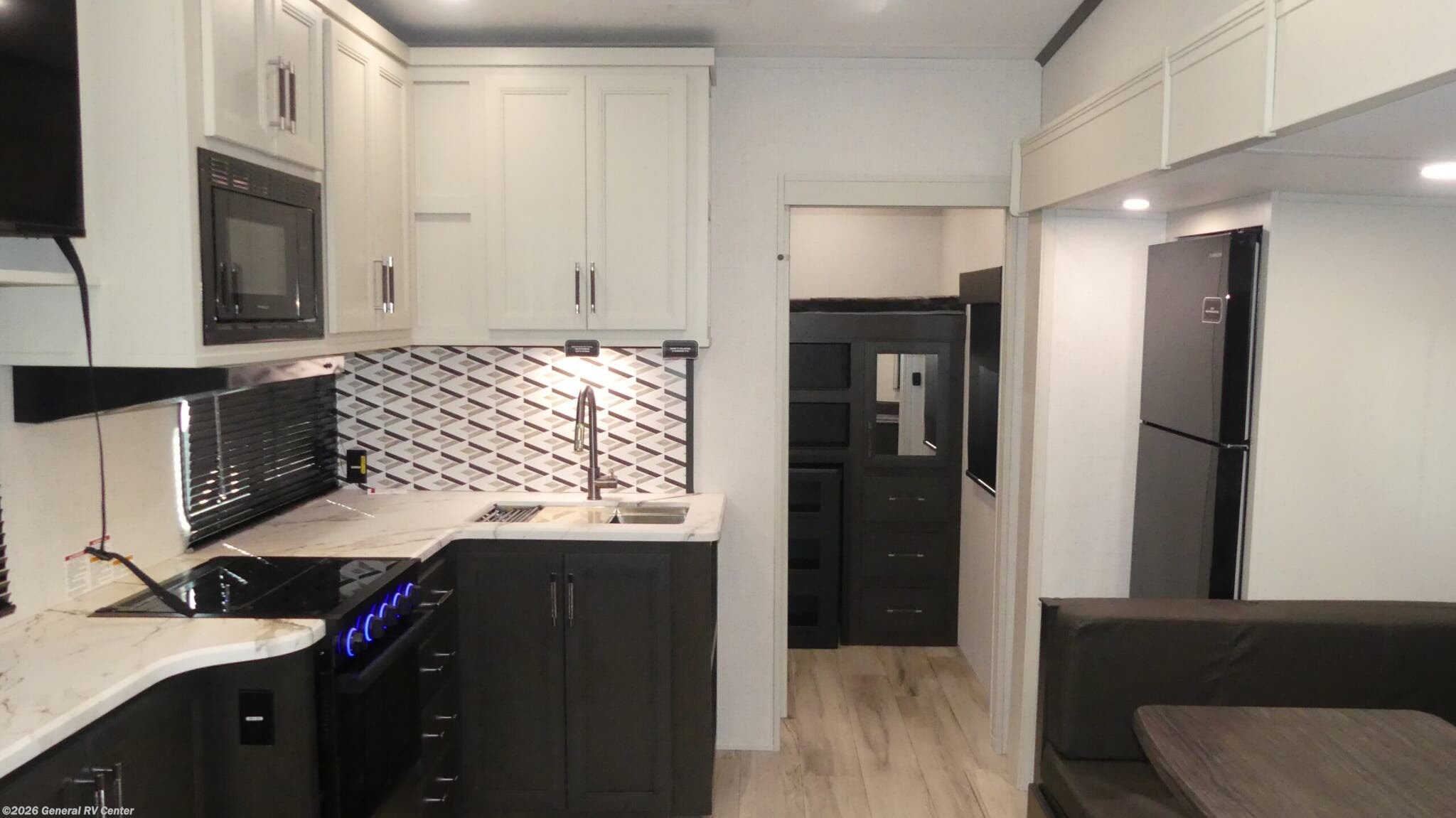 2026 Keystone Arcadia 308SLBH - New Fifth Wheel For Sale by General RV Center in Winter Garden, Florida