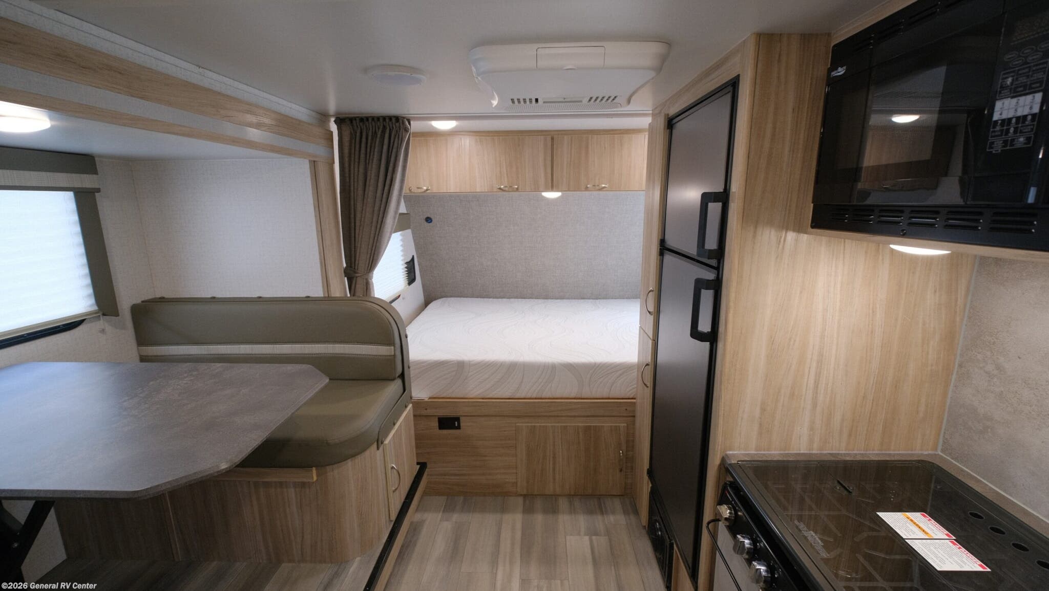 Used 2022 Winnebago Micro Minnie 1808FBS available in Winter Garden, Florida