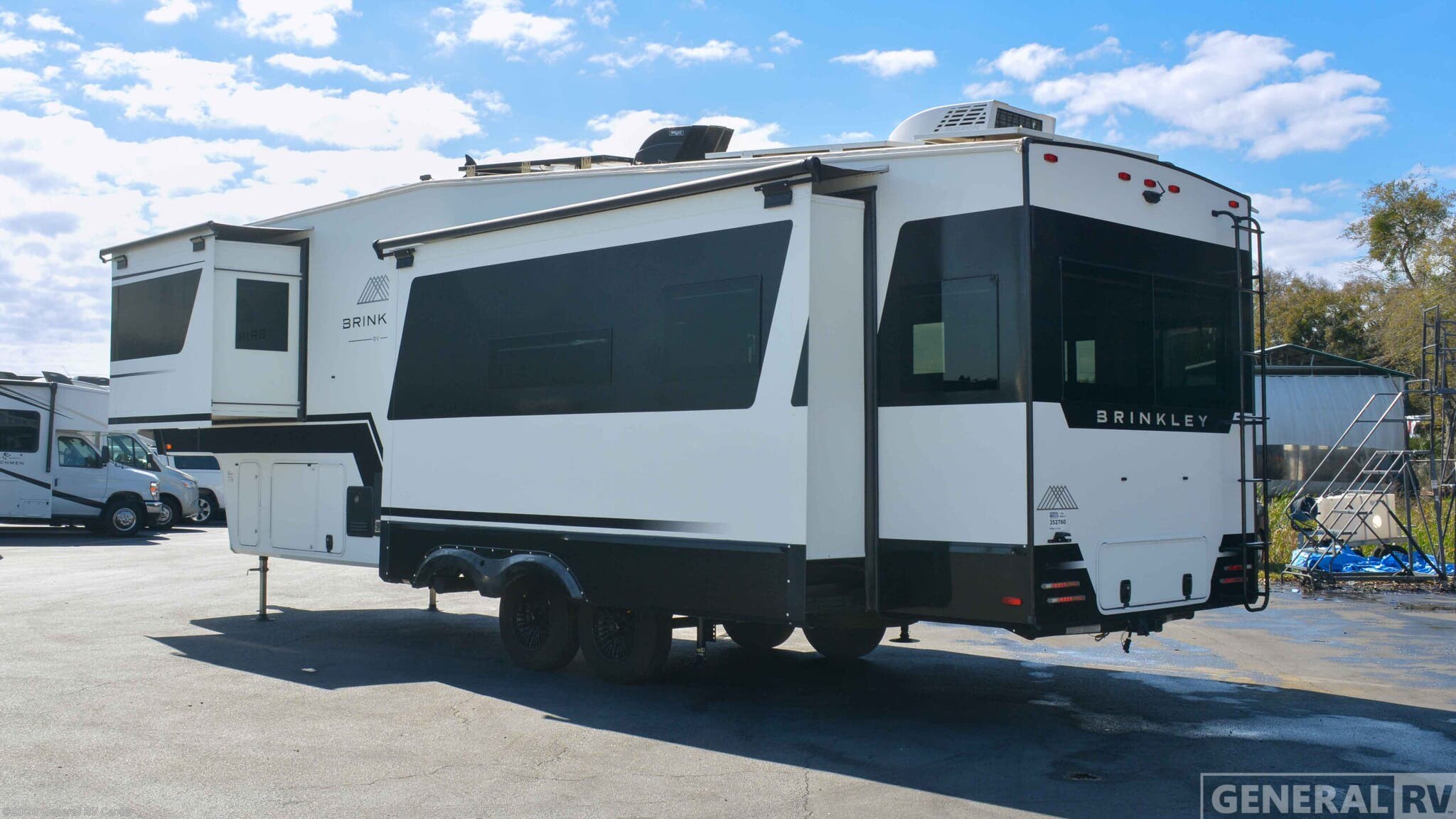 2024 Model Z 3100 by Brinkley RV from General RV Center in Winter Garden, Florida