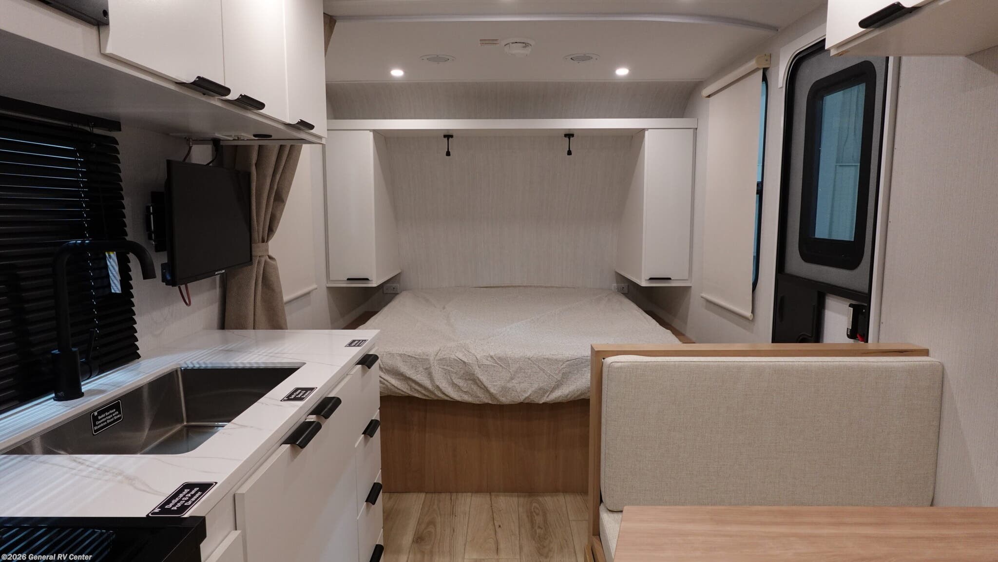 New 2026 Winnebago Micro Minnie 2000FRB available in Winter Garden, Florida