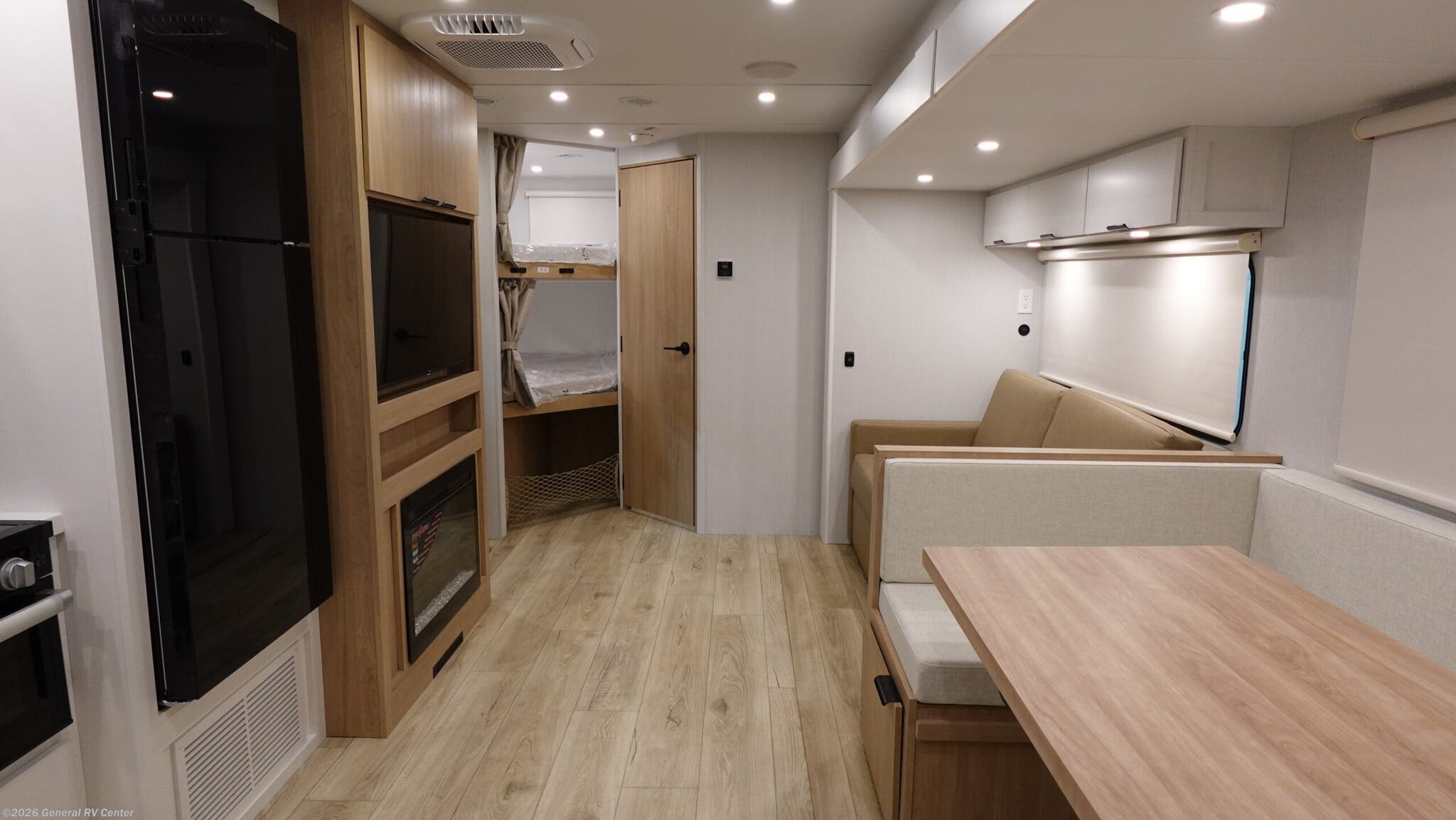 2026 Winnebago Thrive 28BHS - New Travel Trailer For Sale by General RV Center in Winter Garden, Florida