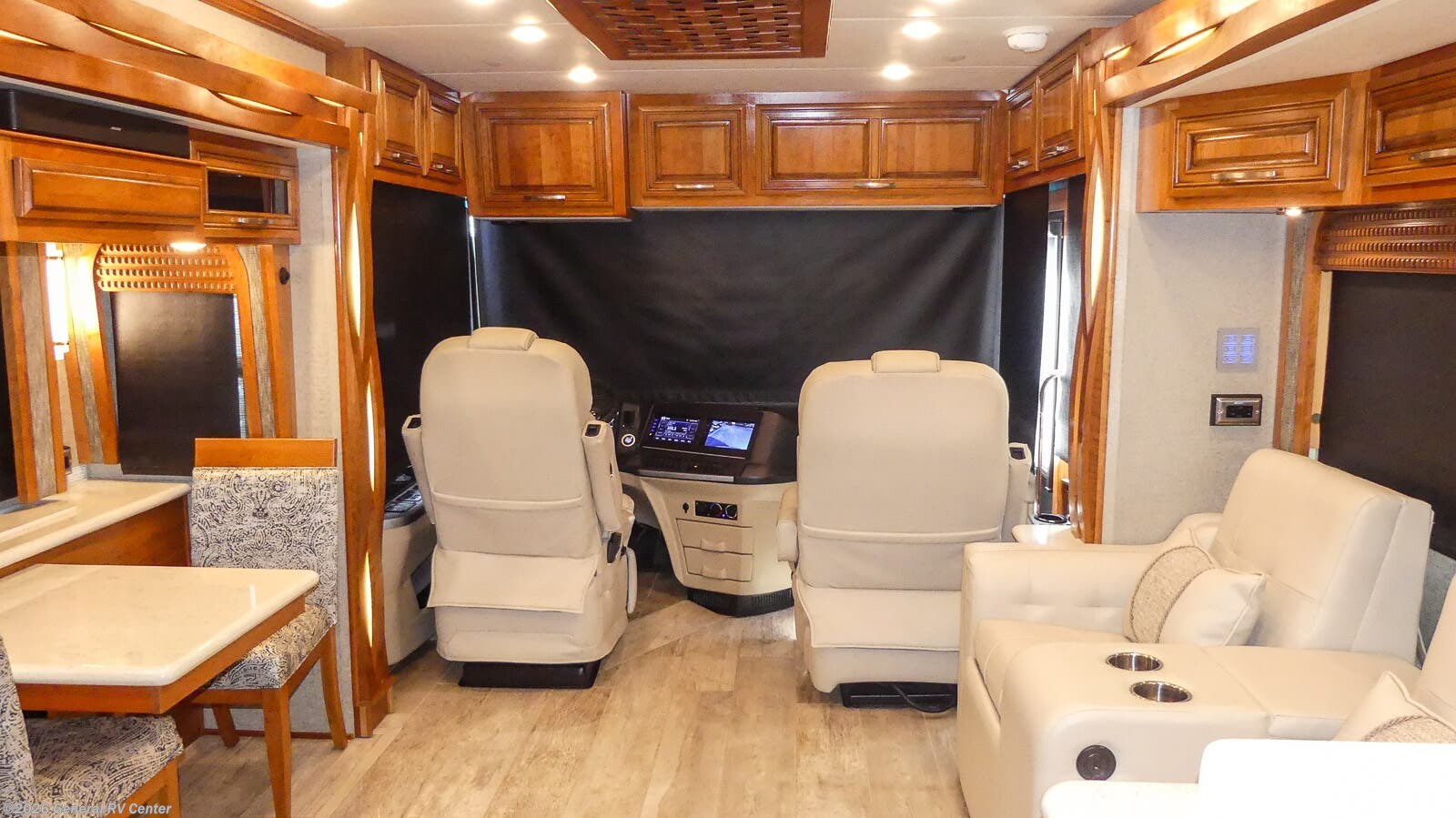 Used 2019 Newmar New Aire 3345 available in Winter Garden, Florida