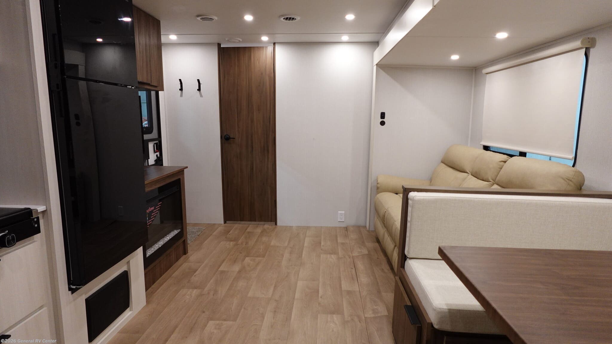 2026 Winnebago Access 24RB - New Travel Trailer For Sale by General RV Center in Winter Garden, Florida