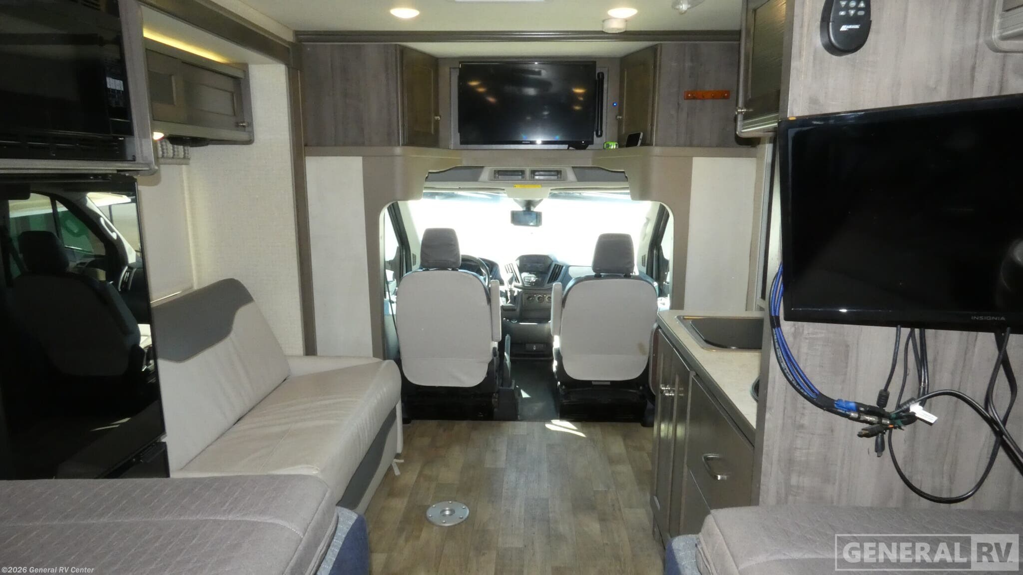 2018 Winnebago Fuse 23A - Used Class C For Sale by General RV Center in Winter Garden, Florida