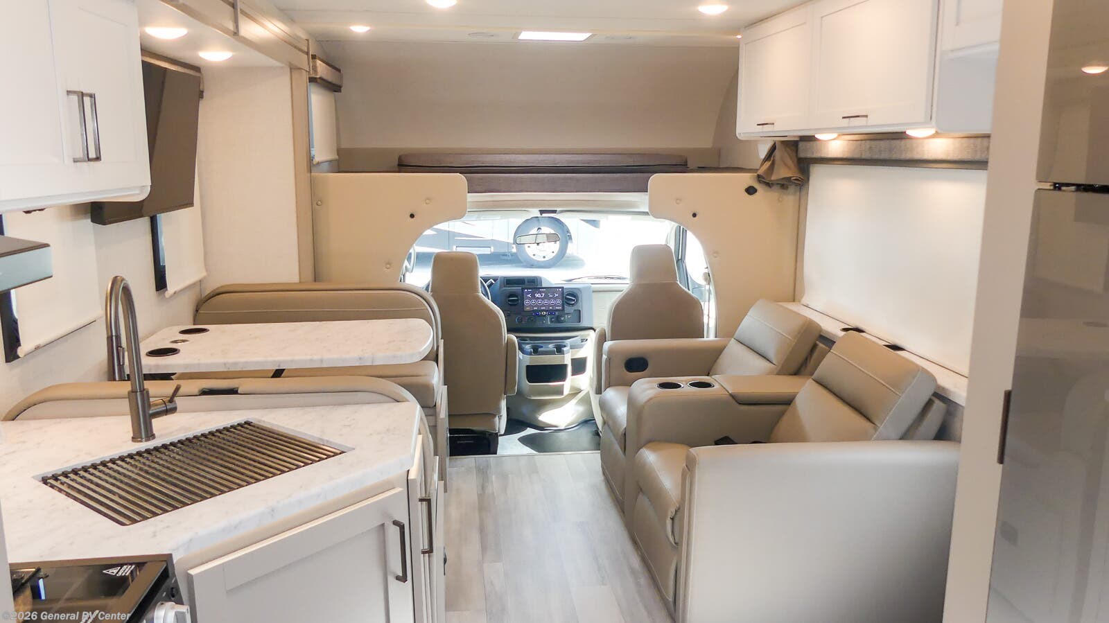 New 2026 Thor Motor Coach Pasadena SL31 available in Winter Garden, Florida