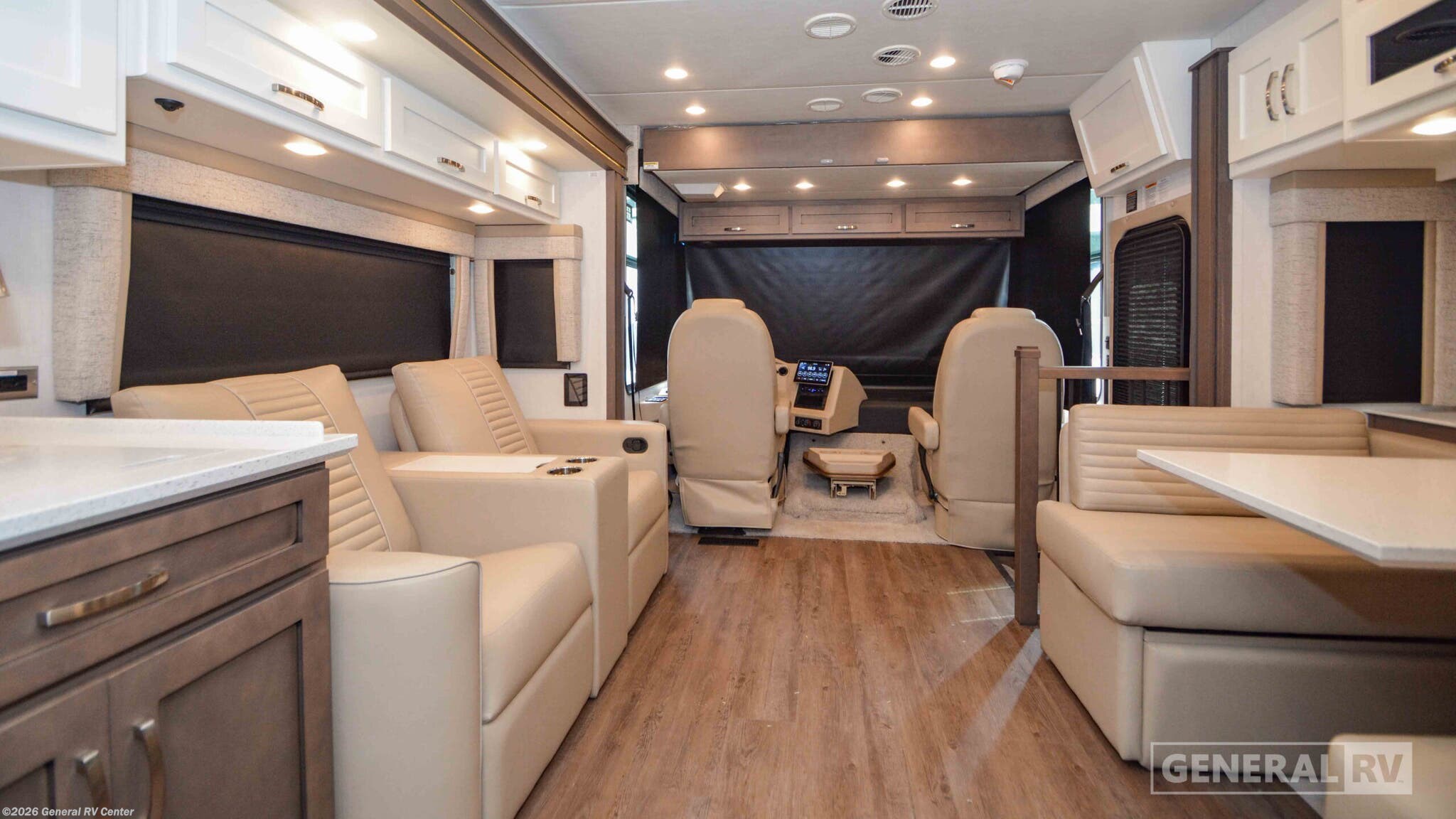 New 2026 Newmar Bay Star 3225 available in Winter Garden, Florida
