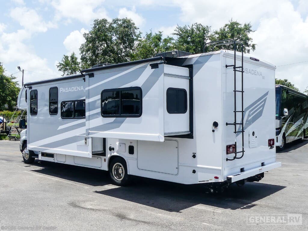 2026 Pasadena SE29 by Thor Motor Coach from General RV Center in Winter Garden, Florida