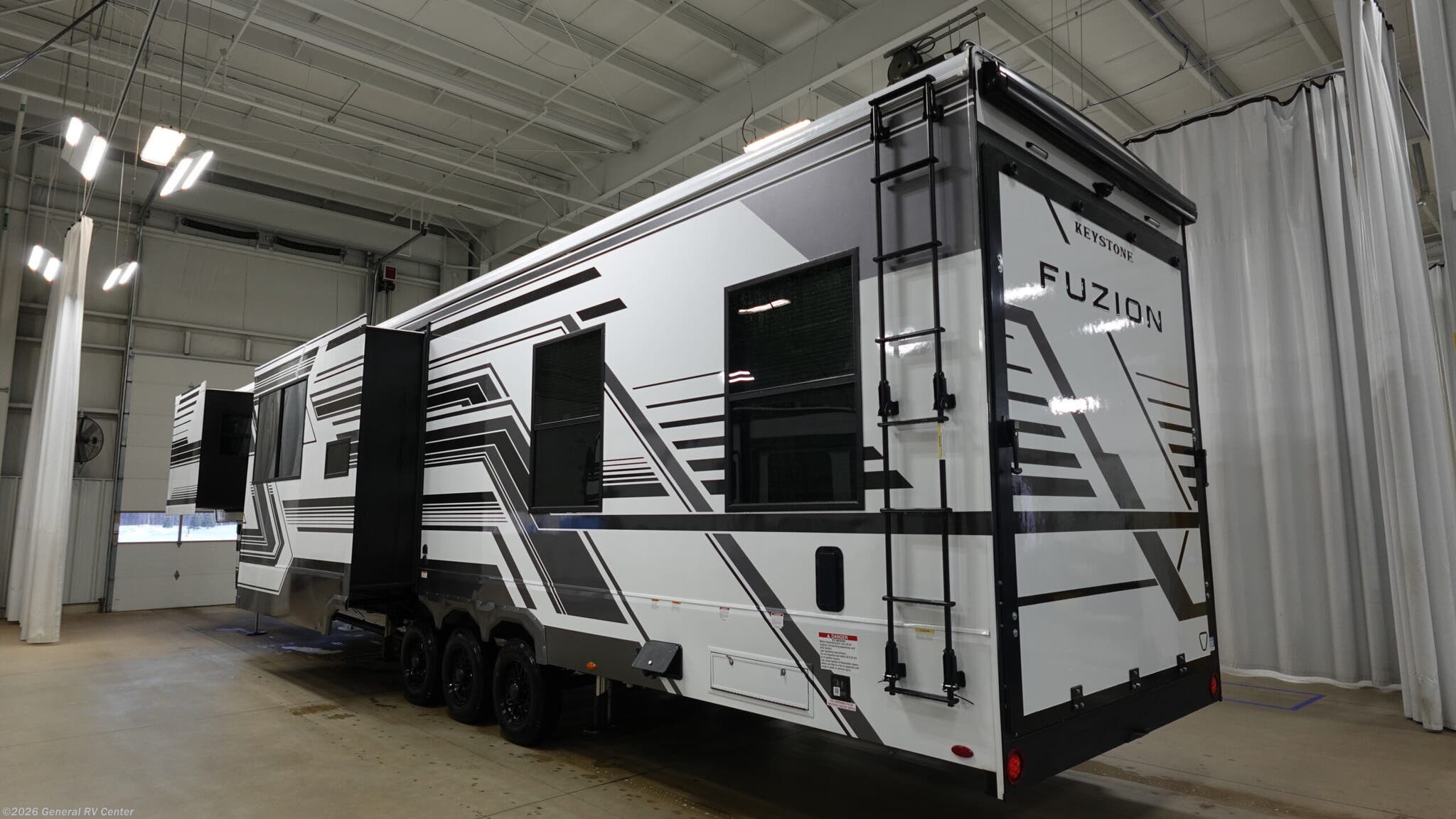 2026 Fuzion 432 by Keystone from General RV Center in Winter Garden, Florida