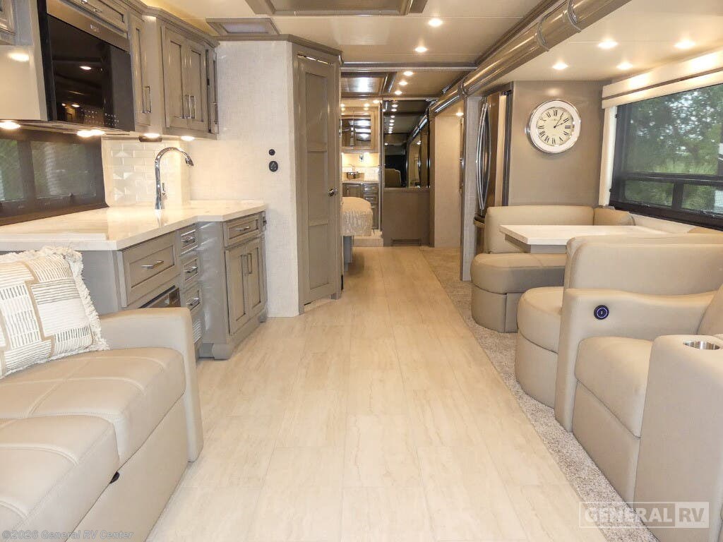 2025 Ventana 3809 by Newmar from General RV Center in Winter Garden, Florida