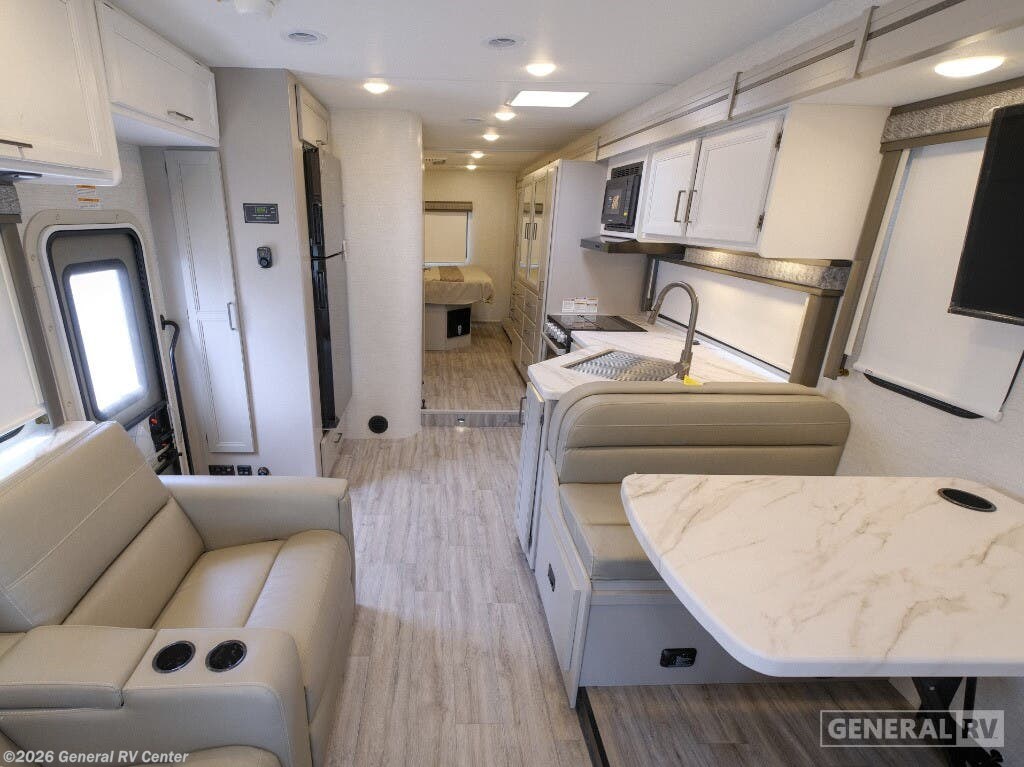 2025 Pasadena SE31 by Thor Motor Coach from General RV Center in Winter Garden, Florida