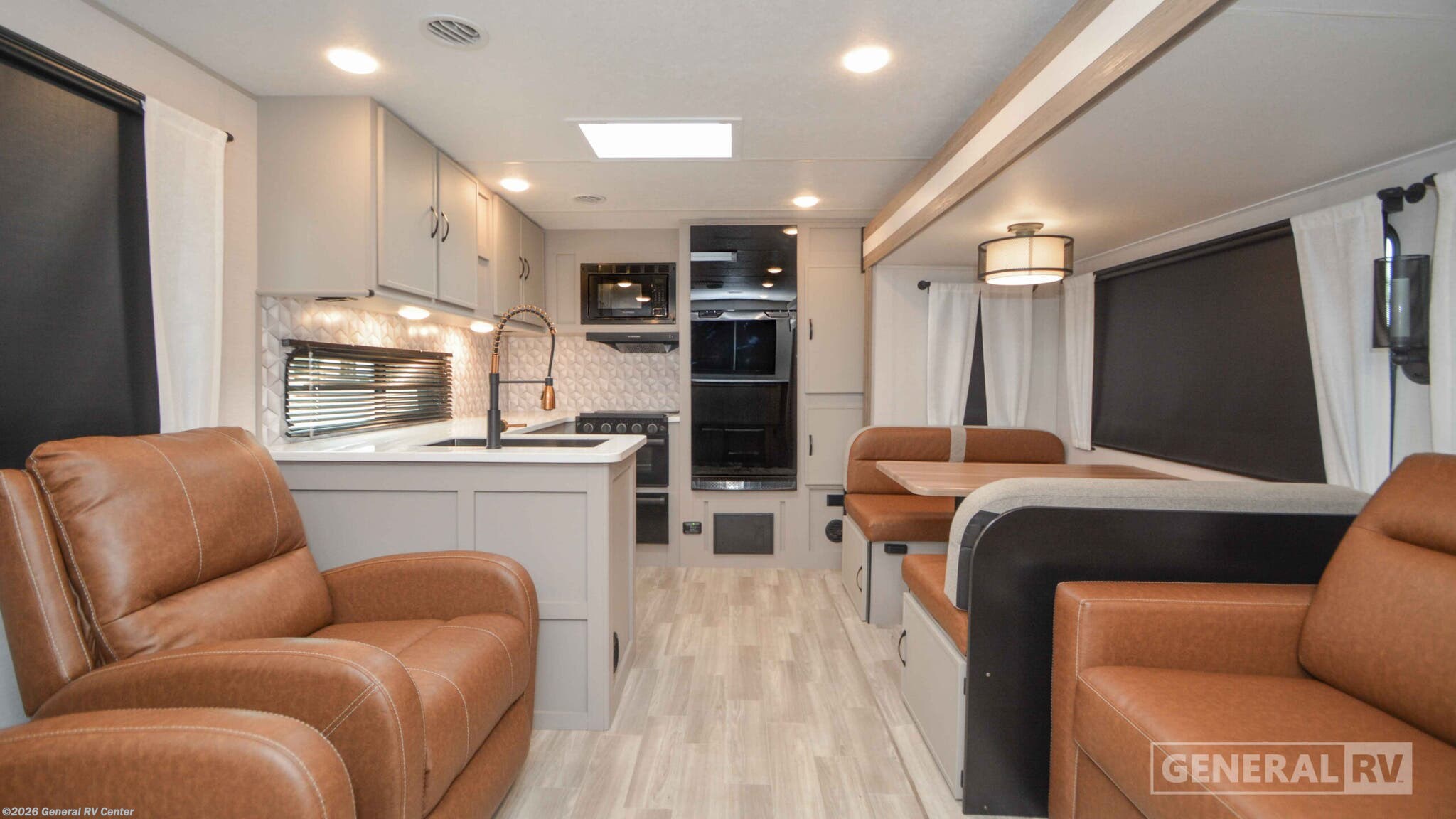 2024 Forest River Vibe 26RK - Used Travel Trailer For Sale by General RV Center in Winter Garden, Florida