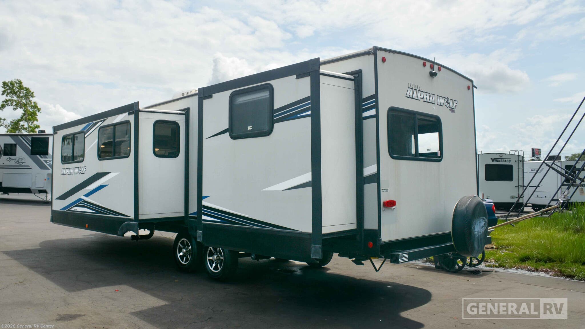 2022 Cherokee Alpha Wolf 28FK-L by Forest River from General RV Center in Winter Garden, Florida