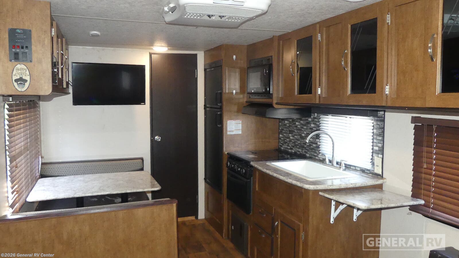 Used 2018 Forest River Salem Cruise Lite 241QBXL available in Winter Garden, Florida