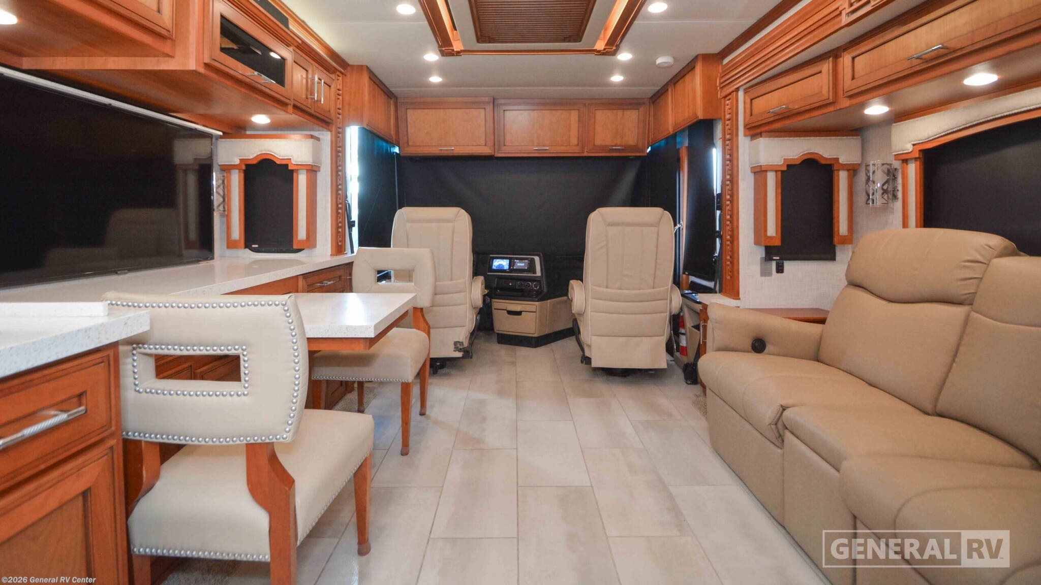 Used 2020 Newmar Ventana 3407 available in Winter Garden, Florida