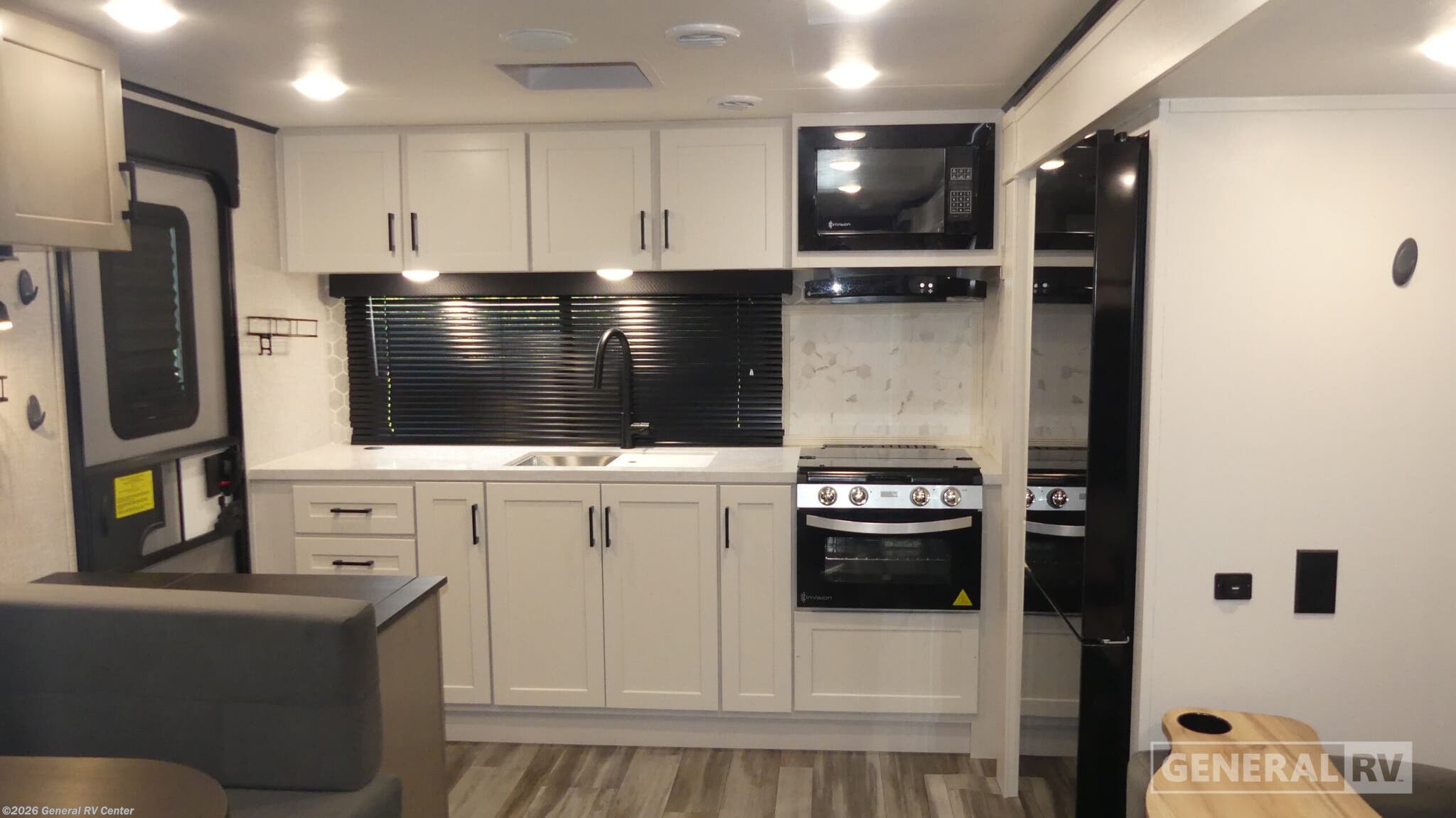 2025 Jayco Jay Feather 23RK - Used Travel Trailer For Sale by General RV Center in Winter Garden, Florida