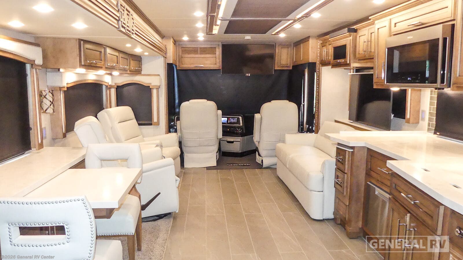 Used 2022 Newmar Ventana 4037 available in Winter Garden, Florida