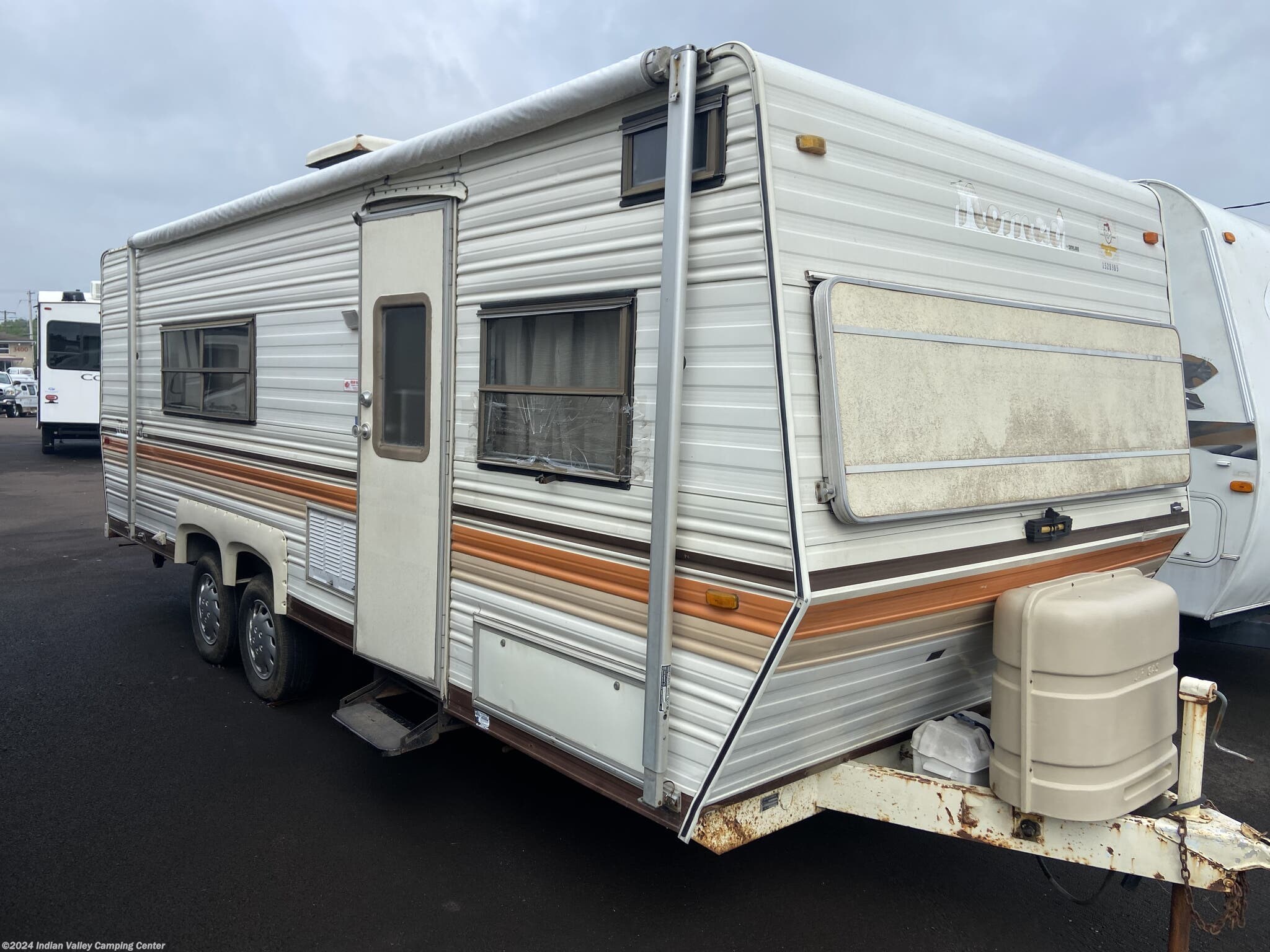 1984 nomad travel trailer weight