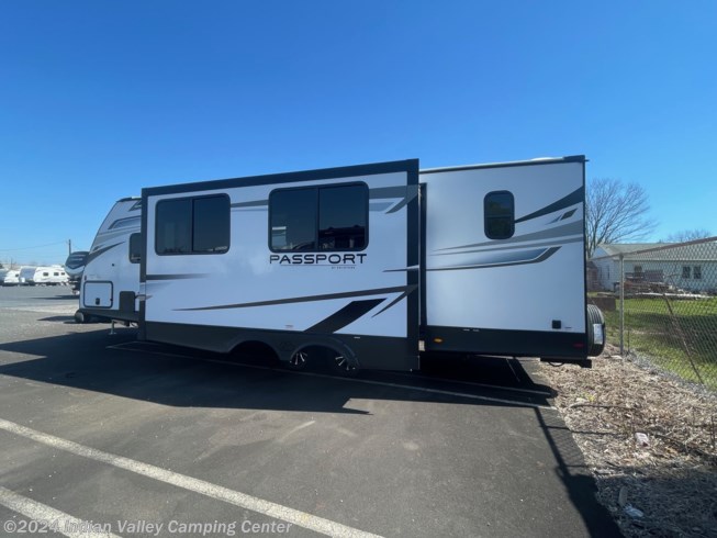 2023 Keystone Passport SL Series 268BH - New Travel Trailer For Sale by Indian Valley Camping Center in Souderton, Pennsylvania