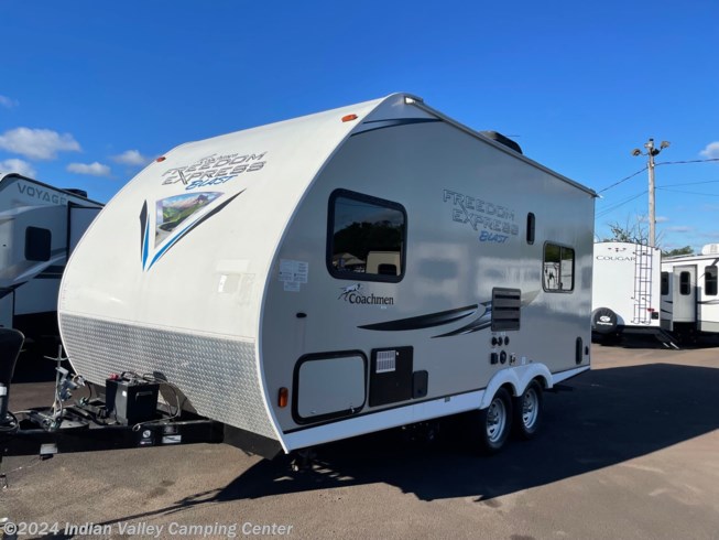 2019 Coachmen Freedom Express Select 17BLSE - Used Toy Hauler For Sale by Indian Valley Camping Center in Souderton, Pennsylvania