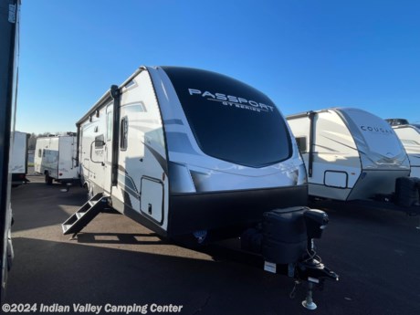 &lt;p&gt;Great family layout with double bunks.&amp;nbsp; Back door opens and lower bunk rises for additional storage of bikes, coolers, canoes, etc.&amp;nbsp; Comes with lithium batteries! And on demand water heater!&amp;nbsp;&lt;/p&gt;