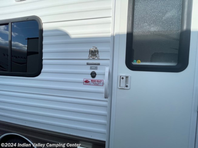 2013 Skyline Layton 183 - Used Travel Trailer For Sale by Indian Valley Camping Center in Souderton, Pennsylvania