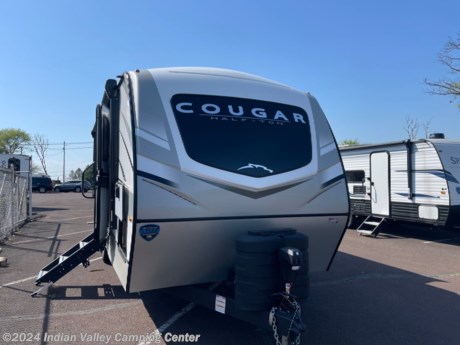 &lt;p&gt;This unit comes with both a dinette and theatre seating.&amp;nbsp; It also has solar panel, lithium batteries, and a tankless water heater!&amp;nbsp;&amp;nbsp;&lt;/p&gt;