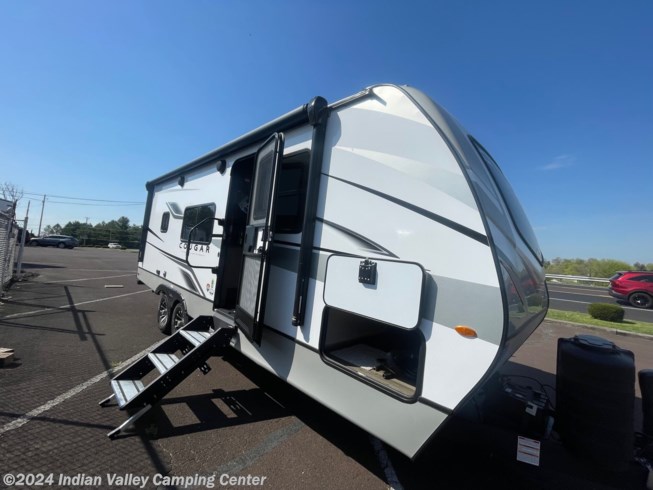 2024 Keystone Cougar Half-Ton East 22MLS - New Travel Trailer For Sale by Indian Valley Camping Center in Souderton, Pennsylvania
