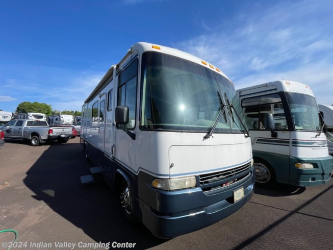 1999 Georgie Boy Landau 3190 - Used Class A For Sale by Indian Valley Camping Center in Souderton, Pennsylvania