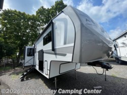 2026 Alliance RV Avenue 32RLS - New Fifth Wheel for sale by Indian Valley Camping Center in Souderton, Pennsylvania