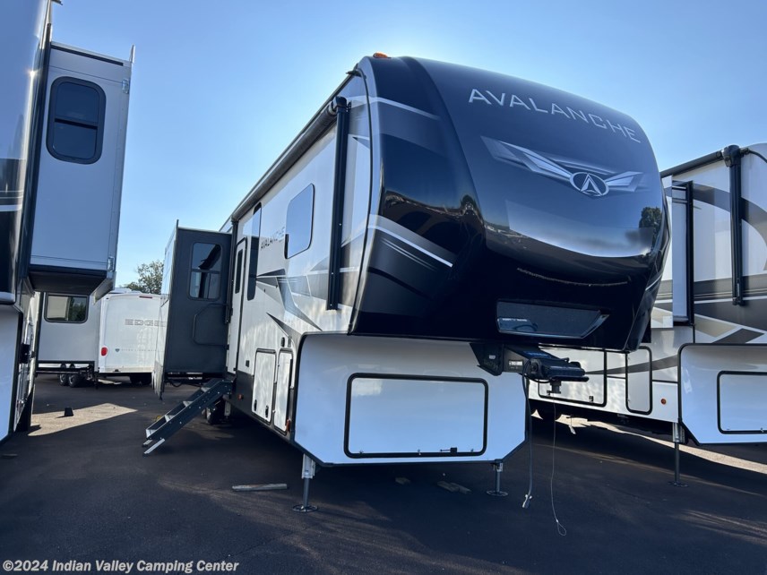 Used 2020 Keystone Avalanche 378BH available in Souderton, Pennsylvania