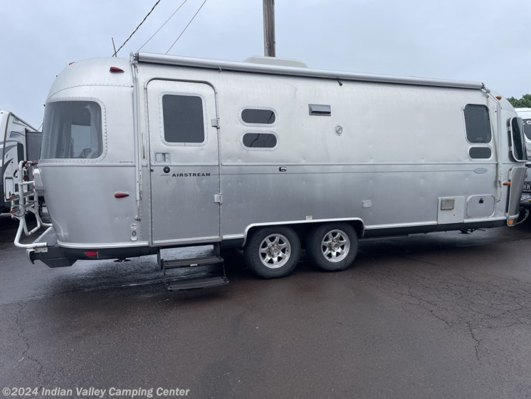 Used 2011 Airstream Flying Cloud 25FB available in Souderton, Pennsylvania
