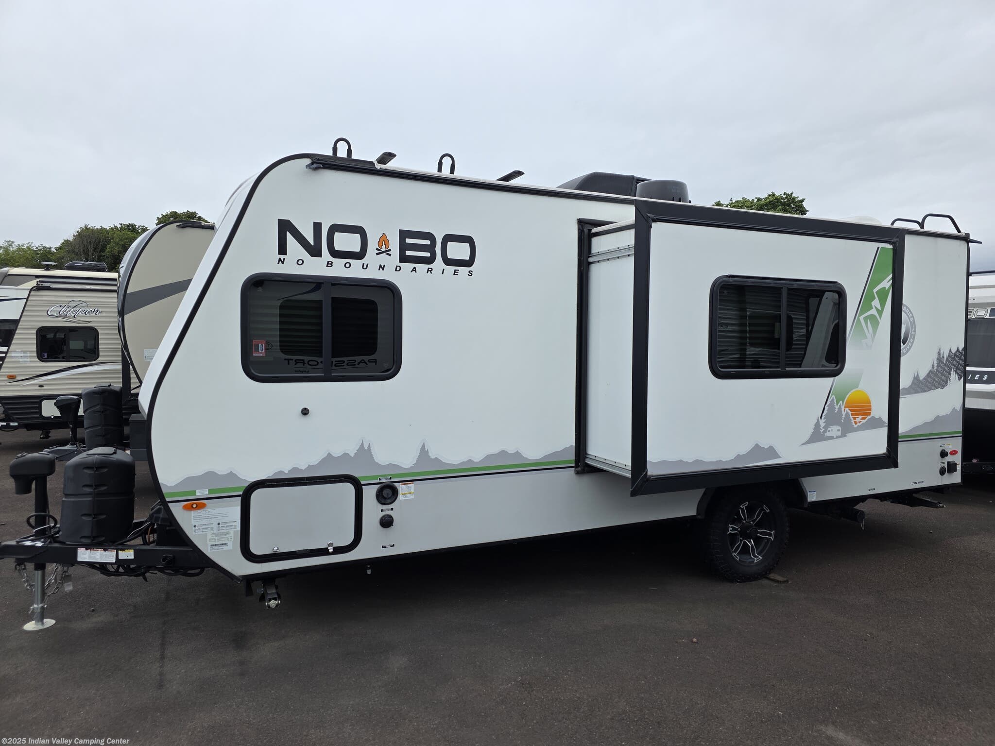 2022 Forest River No Boundaries NB19.5 - Used Travel Trailer For Sale by Indian Valley Camping Center in Souderton, Pennsylvania features LP Detector, Queen Bed, Leveling Jacks, Water Heater, Air Conditioning