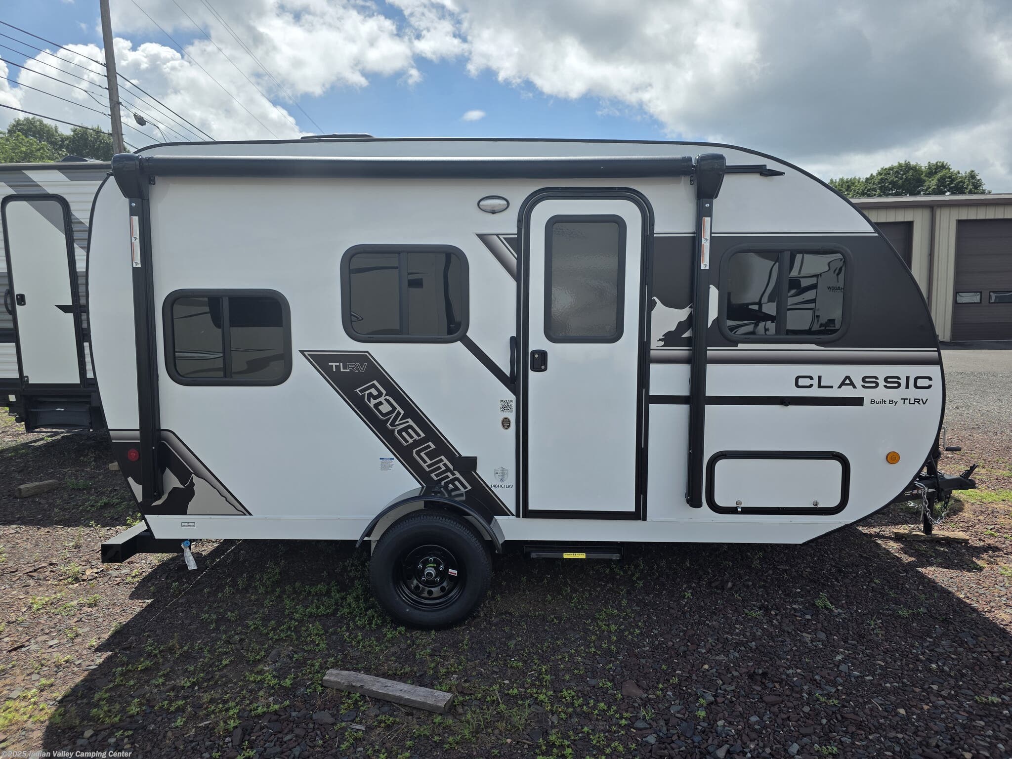 2026 Travel Lite Rove Classic 14BHC - New Travel Trailer for sale by Indian Valley Camping Center in Souderton, Pennsylvania