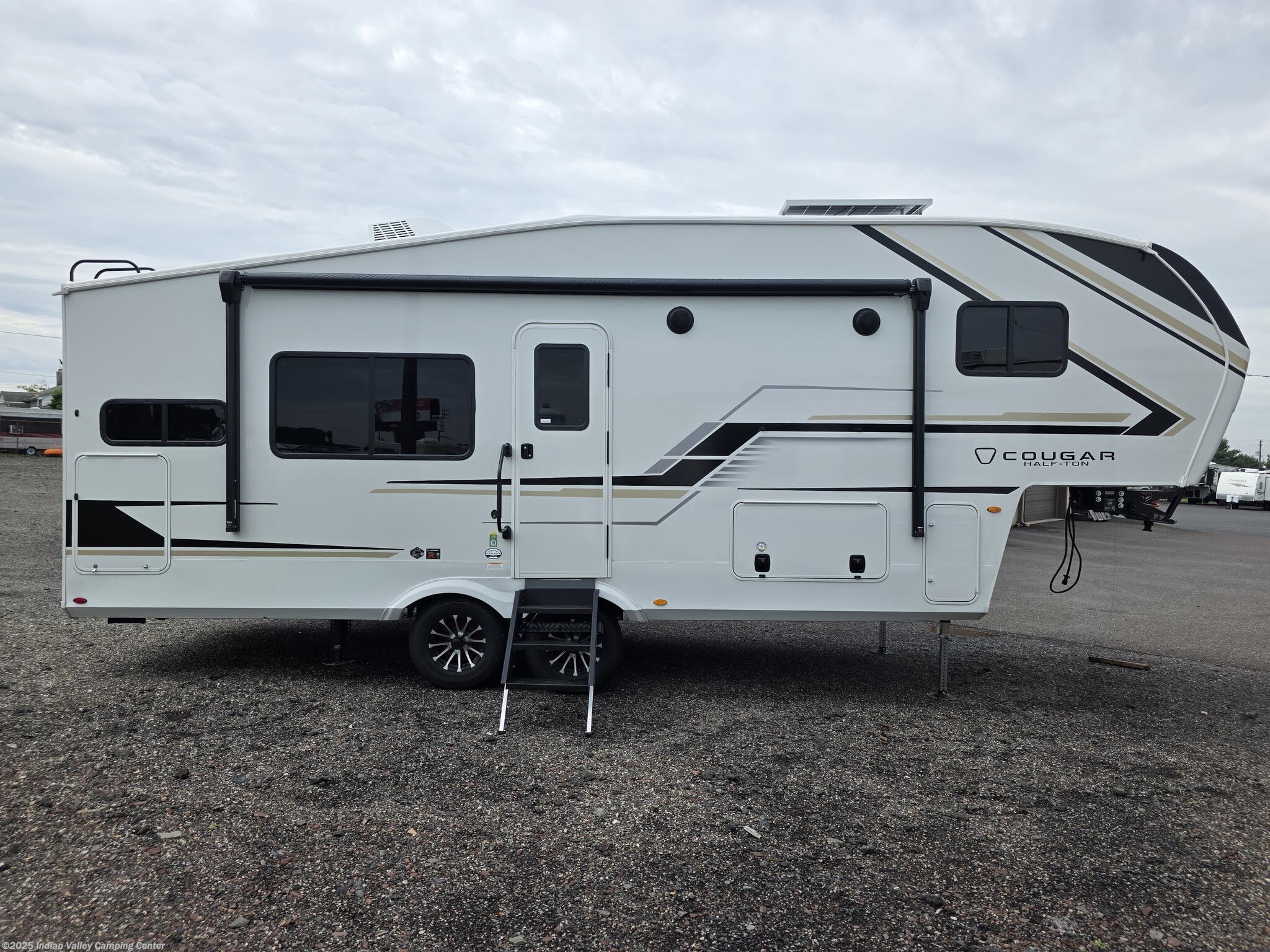 2026 Keystone Cougar Half-Ton 23MLE