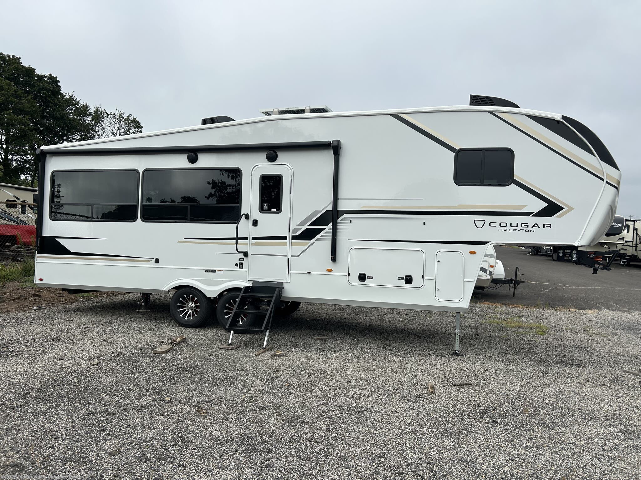 2026 Keystone Cougar Half-Ton 26RES