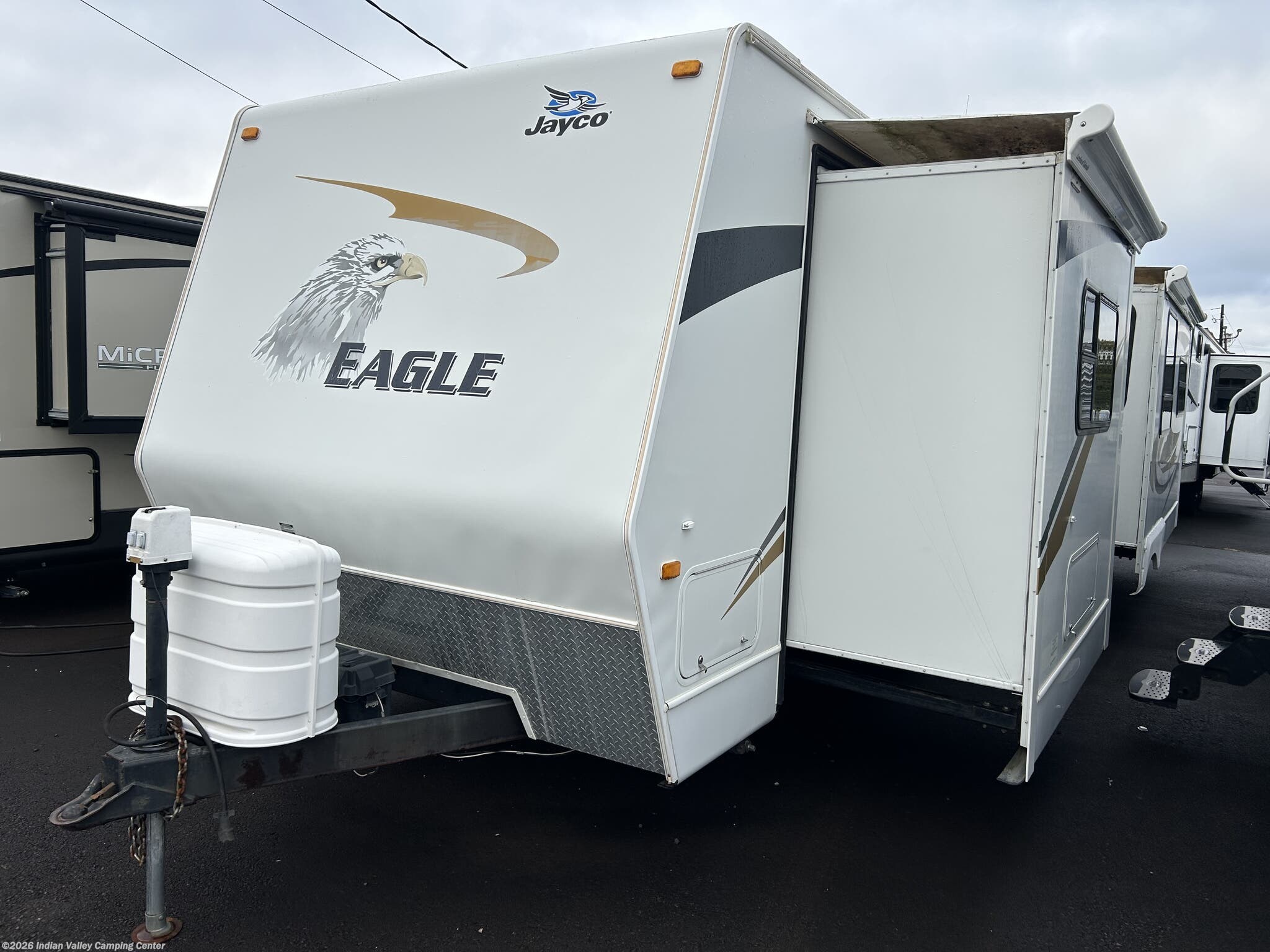 2009 Jayco Eagle 320RLDS - Used Travel Trailer For Sale by Indian Valley Camping Center in Souderton, Pennsylvania features Furnace, Stove Top Burner, Microwave, Batteries, Slideout