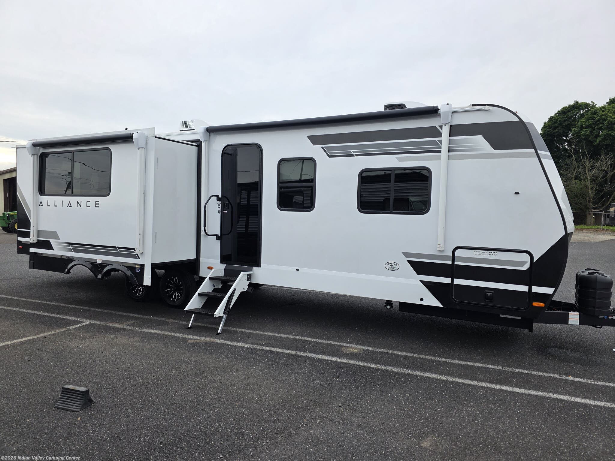 2027 Delta 321BH by Alliance RV from Indian Valley Camping Center in Souderton, Pennsylvania