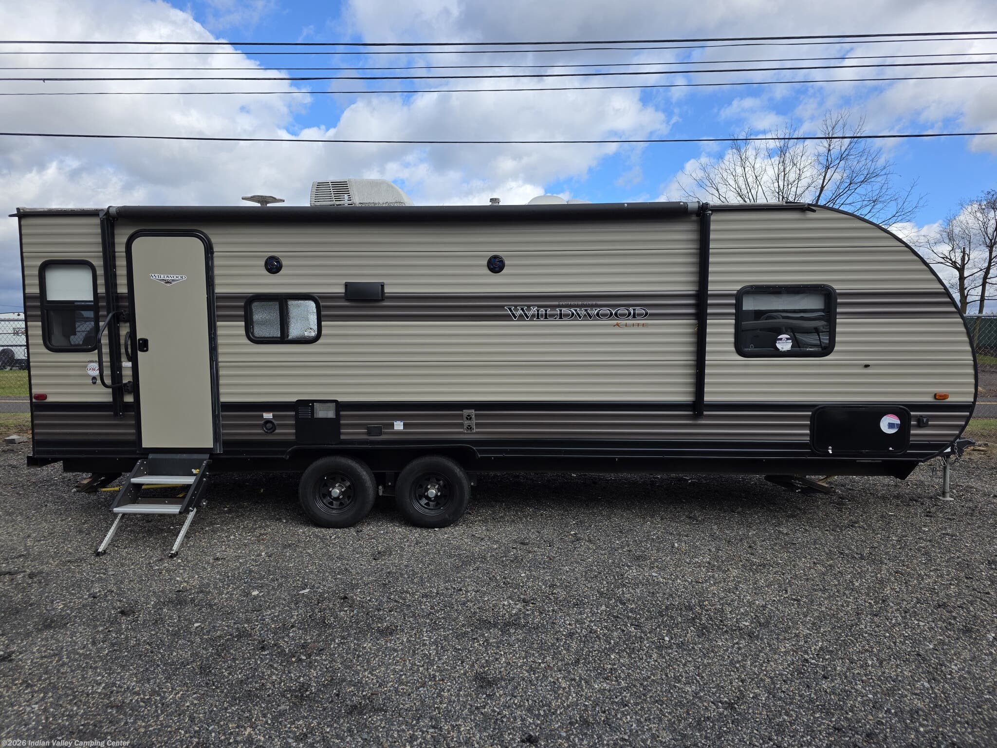 2020 Wildwood X-Lite 24RLXL by Forest River from Indian Valley Camping Center in Souderton, Pennsylvania