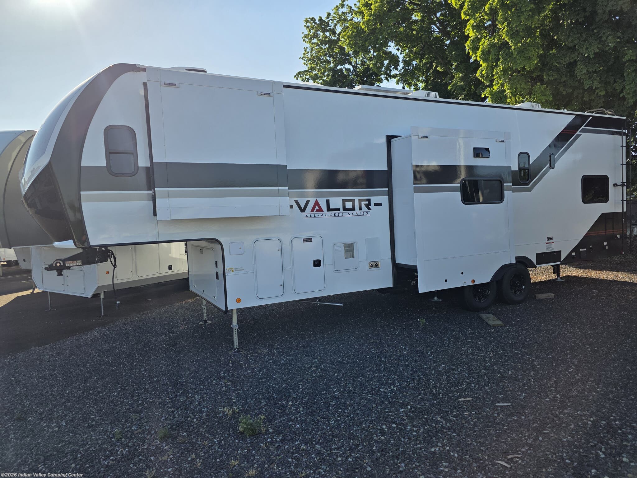 2026 Valor 32A10 by Alliance RV from Indian Valley Camping Center in Souderton, Pennsylvania