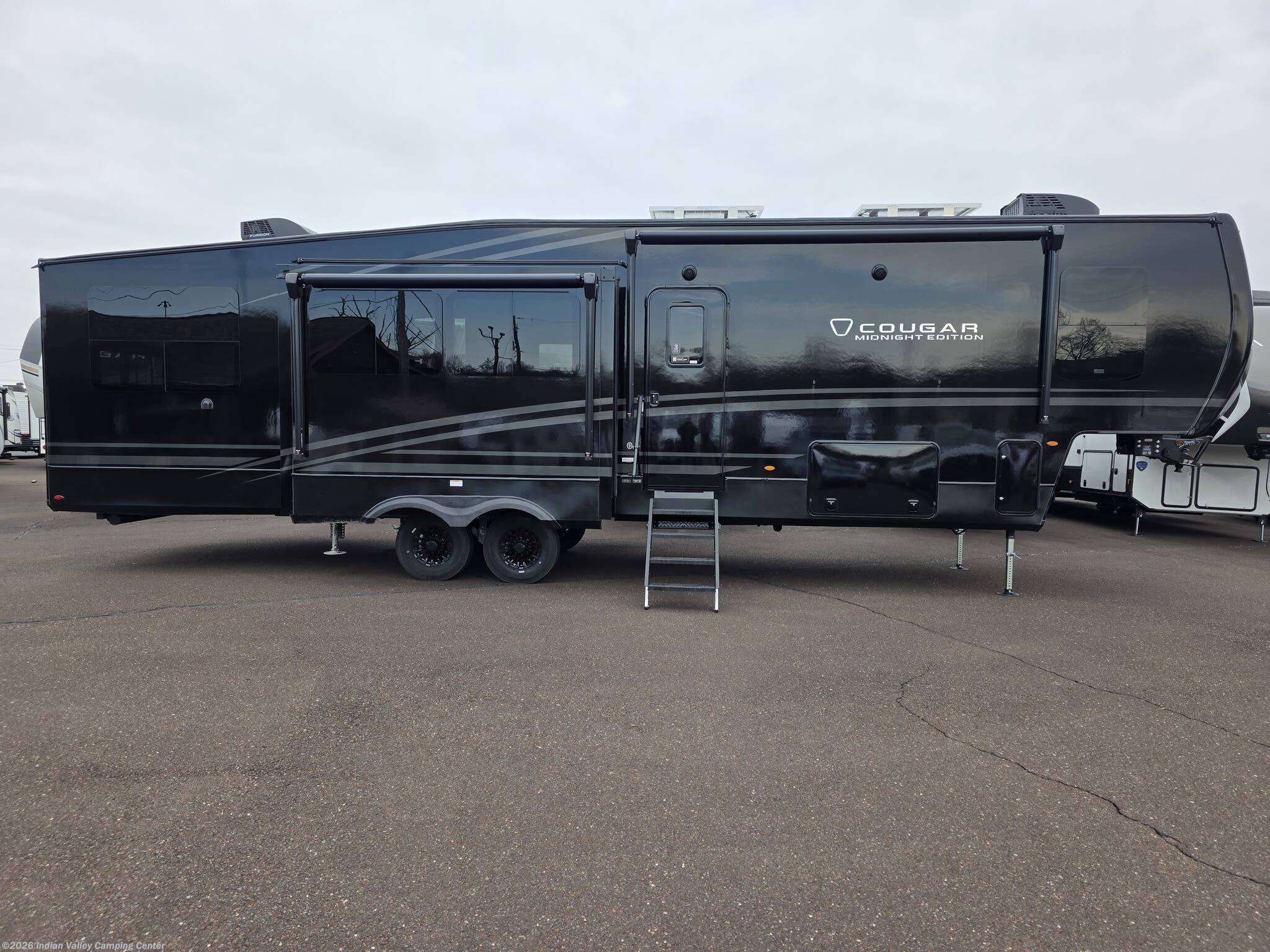 2026 Keystone Cougar 350LLK - New Fifth Wheel For Sale by Indian Valley Camping Center in Souderton, Pennsylvania