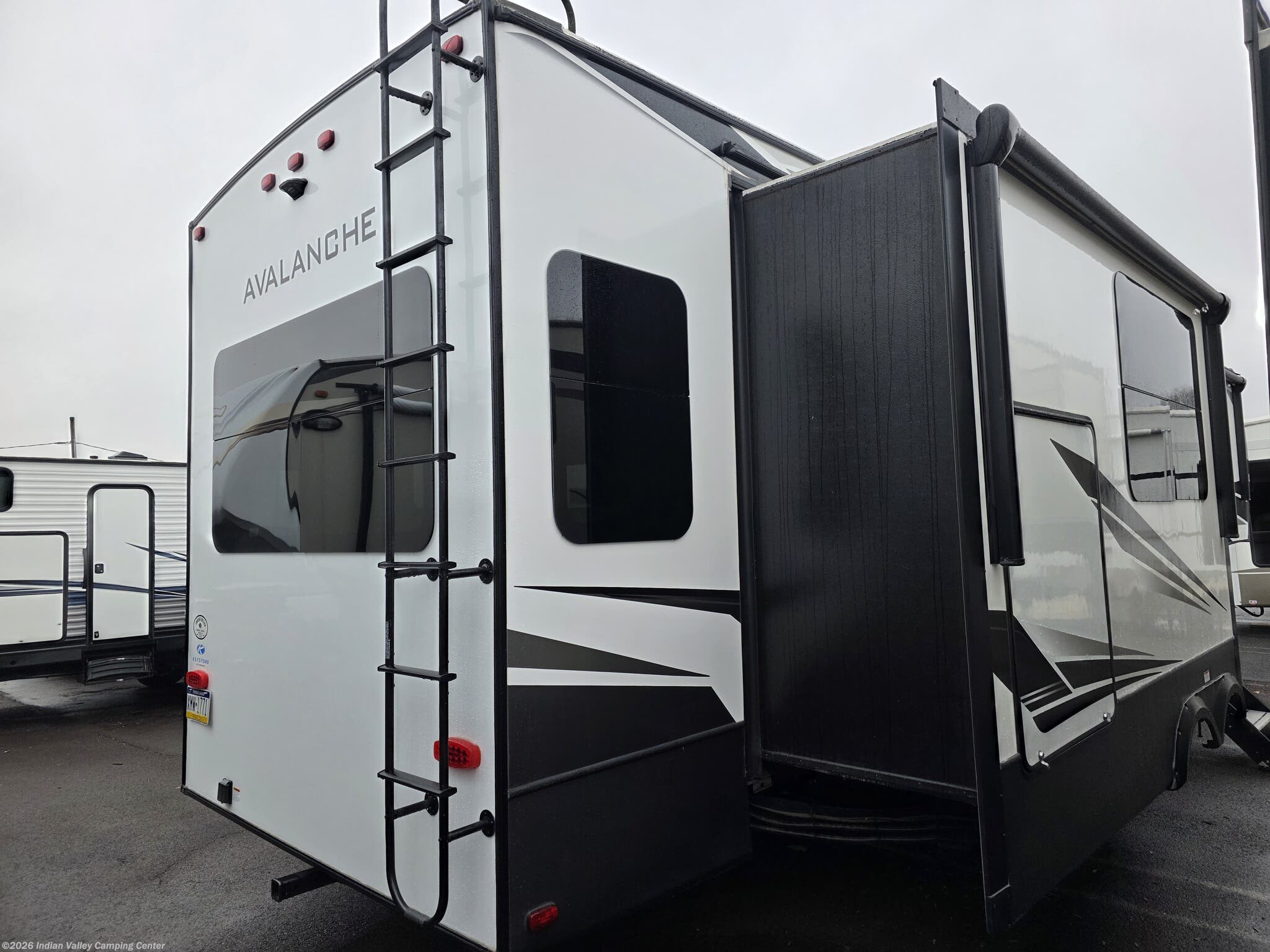 Used 2021 Keystone Avalanche 338GK available in Souderton, Pennsylvania