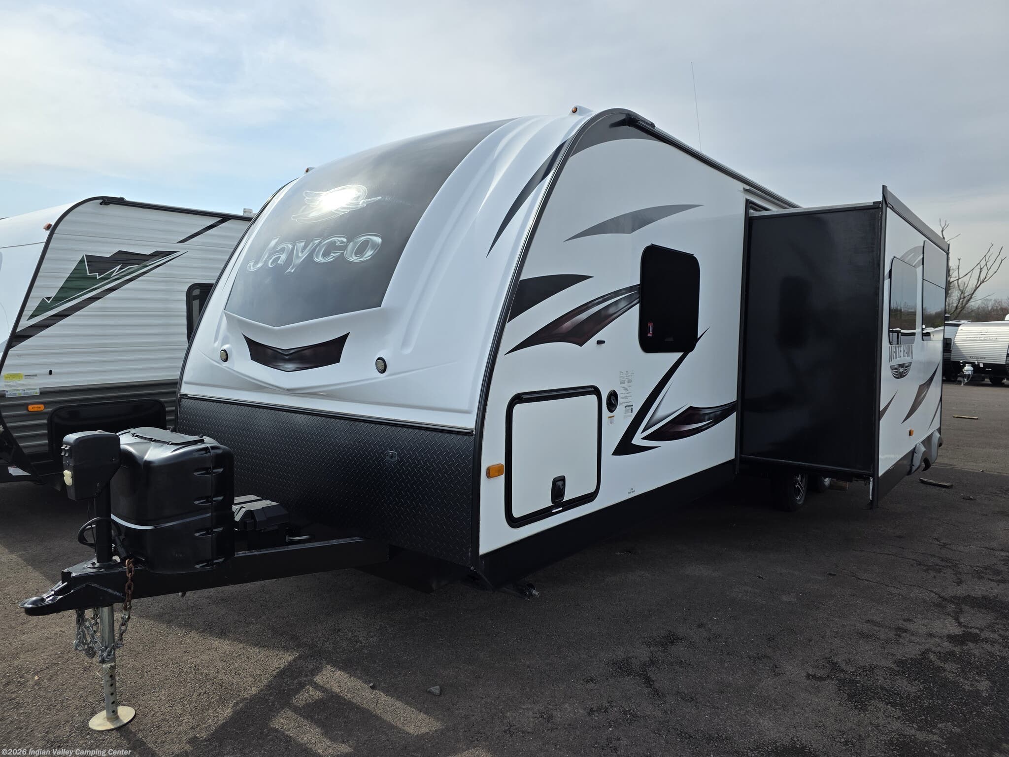 2016 Jayco White Hawk 28RBKS - Used Travel Trailer For Sale by Indian Valley Camping Center in Souderton, Pennsylvania features Microwave, Auxiliary Battery, Non-Smoking Unit, Stove Top Burner, Converter