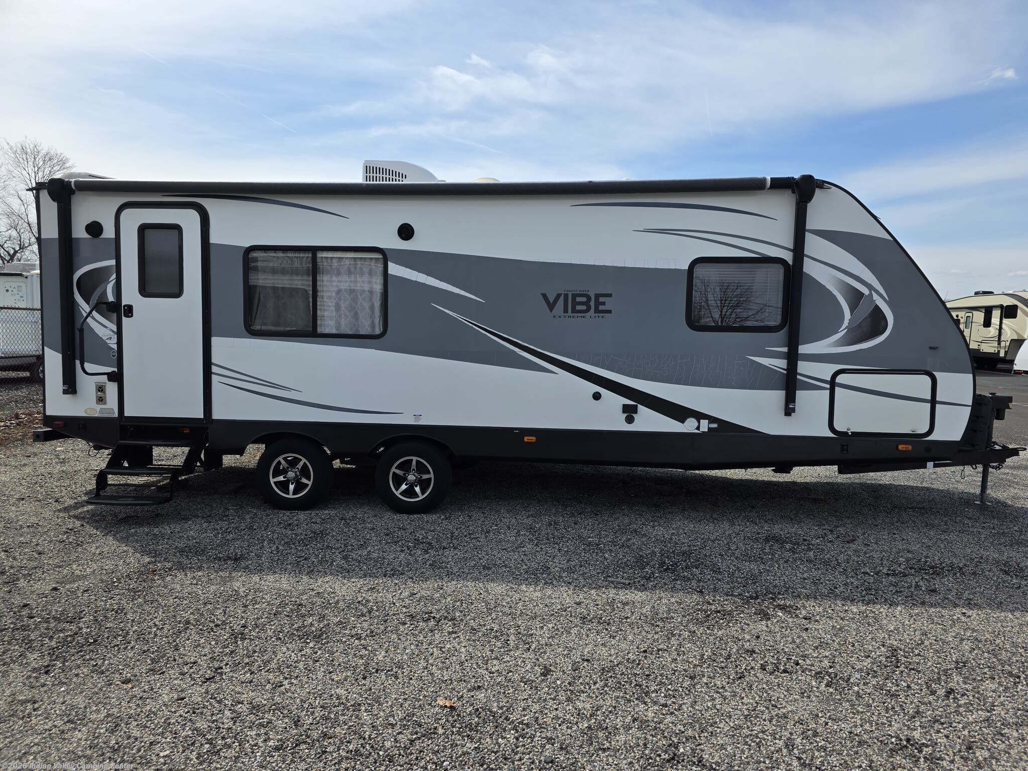 2017 Vibe Extreme Lite 258RKS by Forest River from Indian Valley Camping Center in Souderton, Pennsylvania