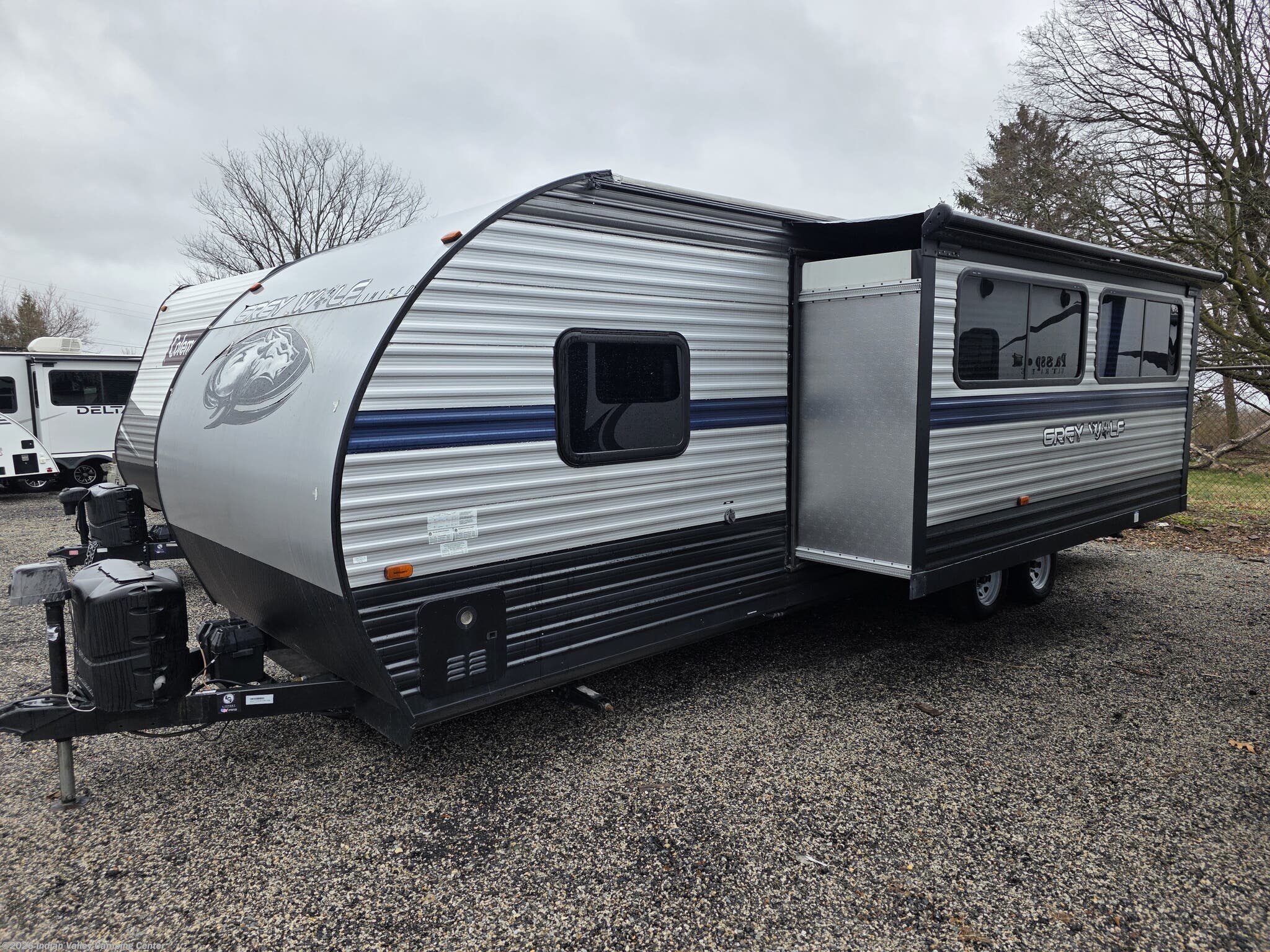 2020 Forest River Cherokee Grey Wolf 26DBH - Used Travel Trailer For Sale by Indian Valley Camping Center in Souderton, Pennsylvania features Skylight, Awning, Dinette, Water Heater, Slideout