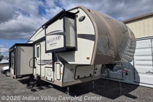 2016 Forest River Rockwood Signature Ultra Lite 8289WS
