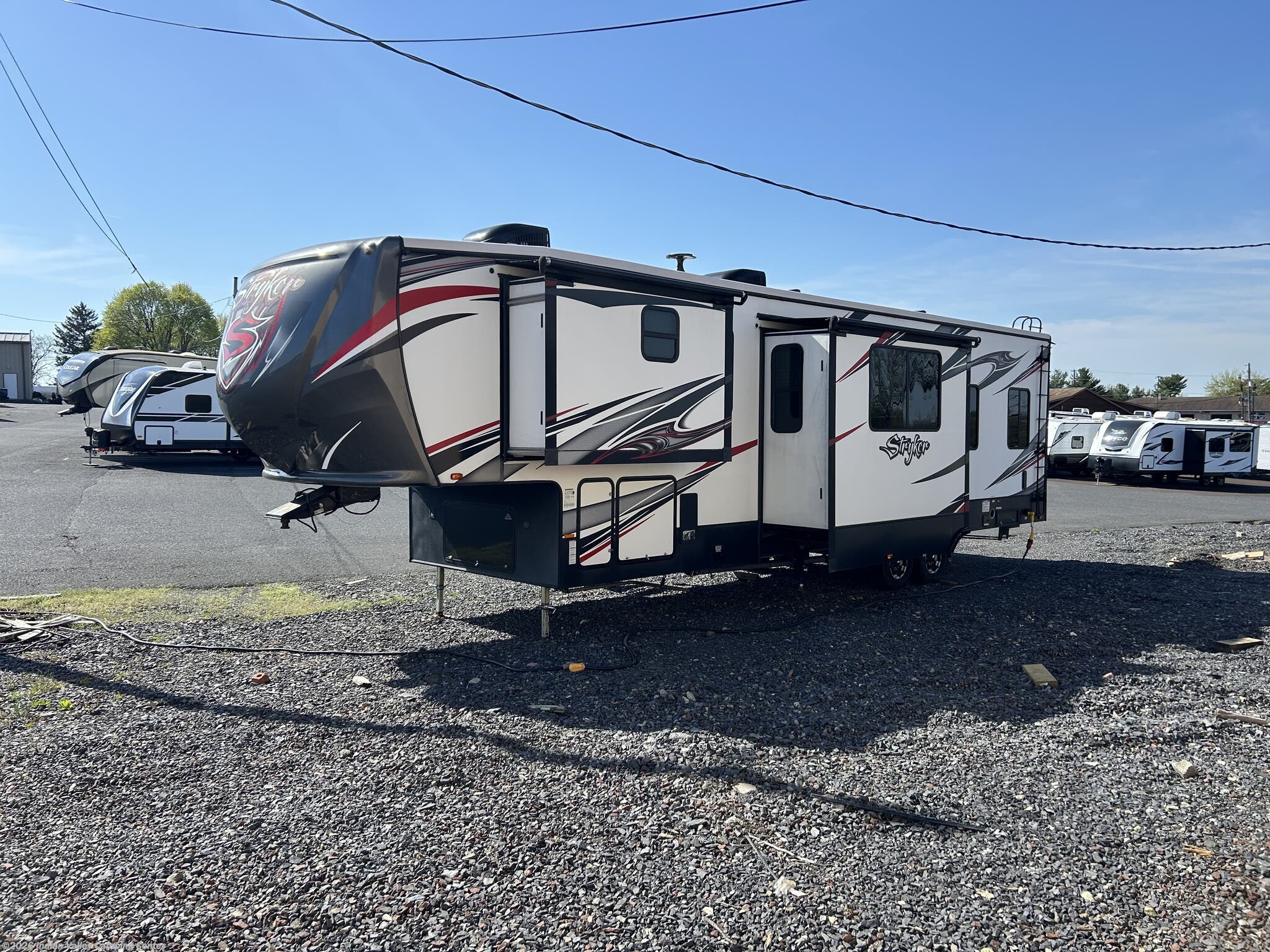 2019 Stryker STF 3313 by Cruiser RV from Indian Valley Camping Center in Souderton, Pennsylvania